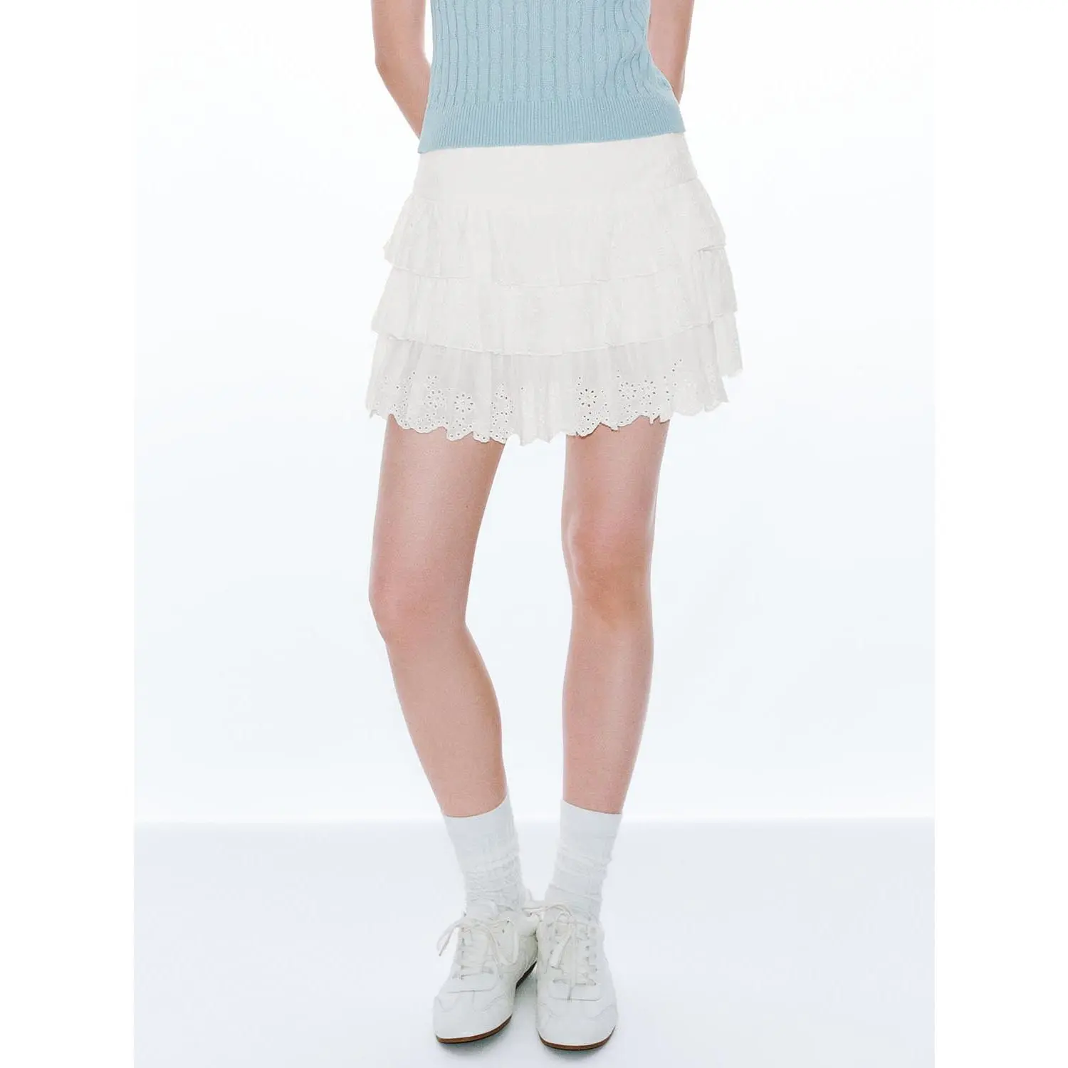 URBAN REVIVO Women's 2026 Summer Casual Belt-Style Mini Skirt - Lace-Detail, Tiered A-Line, Cotton, Bow-Knotted, Cropped Fitted, Hemmed, Fishtail-Inspired Bottom for Hip Flattery, Mini Skirts, Belt-Style Skirts