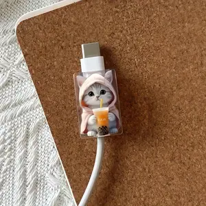 2-piece cute cartoon kitten data cable protector, break-proof, Type-C phone data cable protector, beautiful and durable.