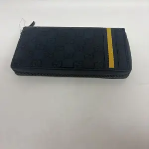 Pre-owned Calfskin Small Leather Goods Gucci Embossed GG All Leather Wallet