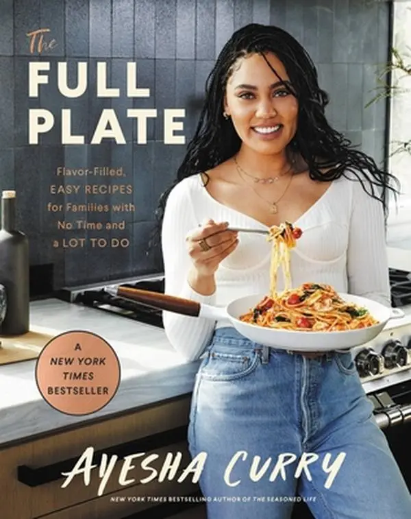 USED Book - The Full Plate: Flavor-Filled, Easy Recipes for Families with No Time and a Lot to Do by Curry, Ayesha (Hardcover) - english