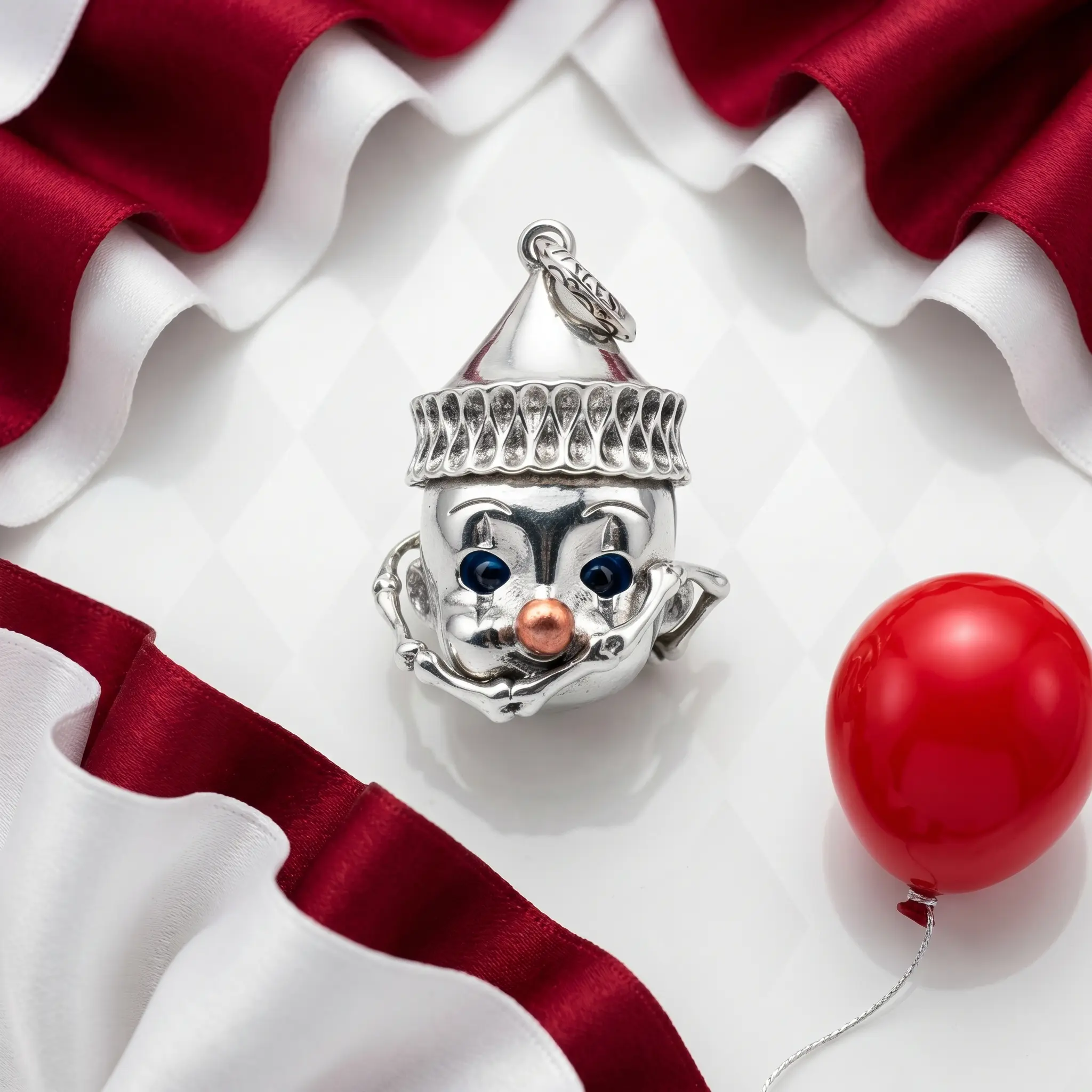 Retro Whimsical Clown Face Pendant in Titanium Steel, Unisex Casual Trendy Jewelry for Daily Wear & Christmas Gifts, Metal Coating