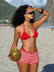 New Three-Piece Bikini Set, Colorblock, Halter Neck Top, High Waist Shorts, Casual Style, Perfect for Beach Vacation, Halter Bikinis Set, Color Block Swimsuits, Bikini Swimwear