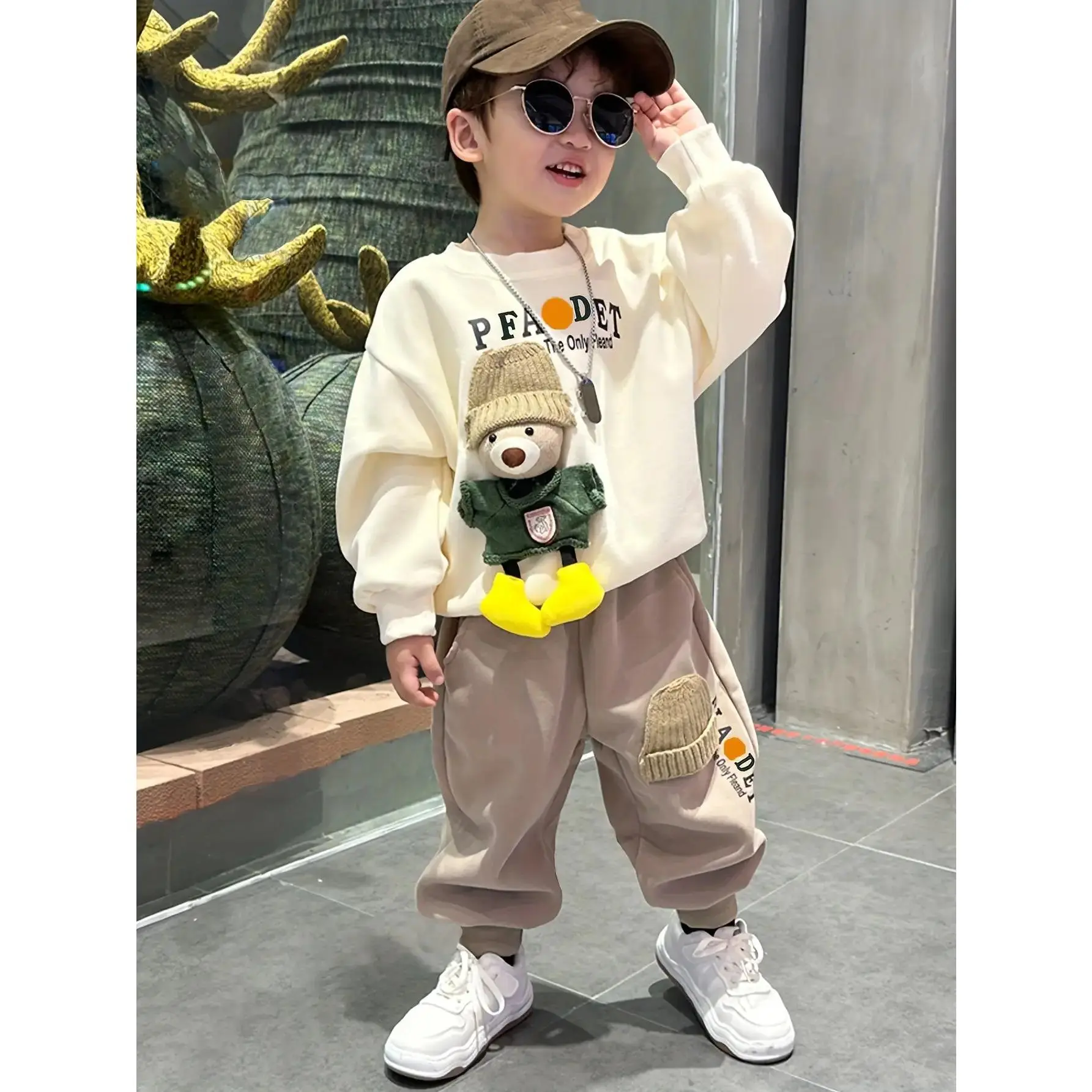 Boys' 2-Piece Outfit Set, Casual Long Sleeve Letter Print Crewneck Sweatshirt with Cartoon Patch and Khaki Tapered Pants for Fall School Wear, Basic