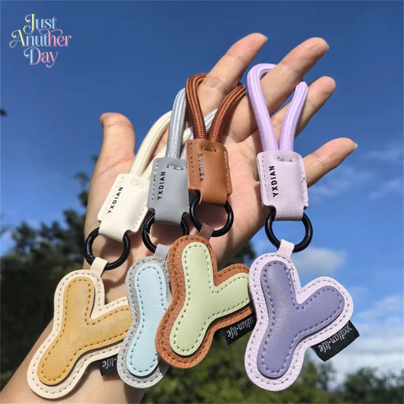 Personalized Alphabet Leather Keychain, Stylish Initial Pendant with Lanyard, Cute Anti-Lost Charm for Couples, Gifts & Daily Use