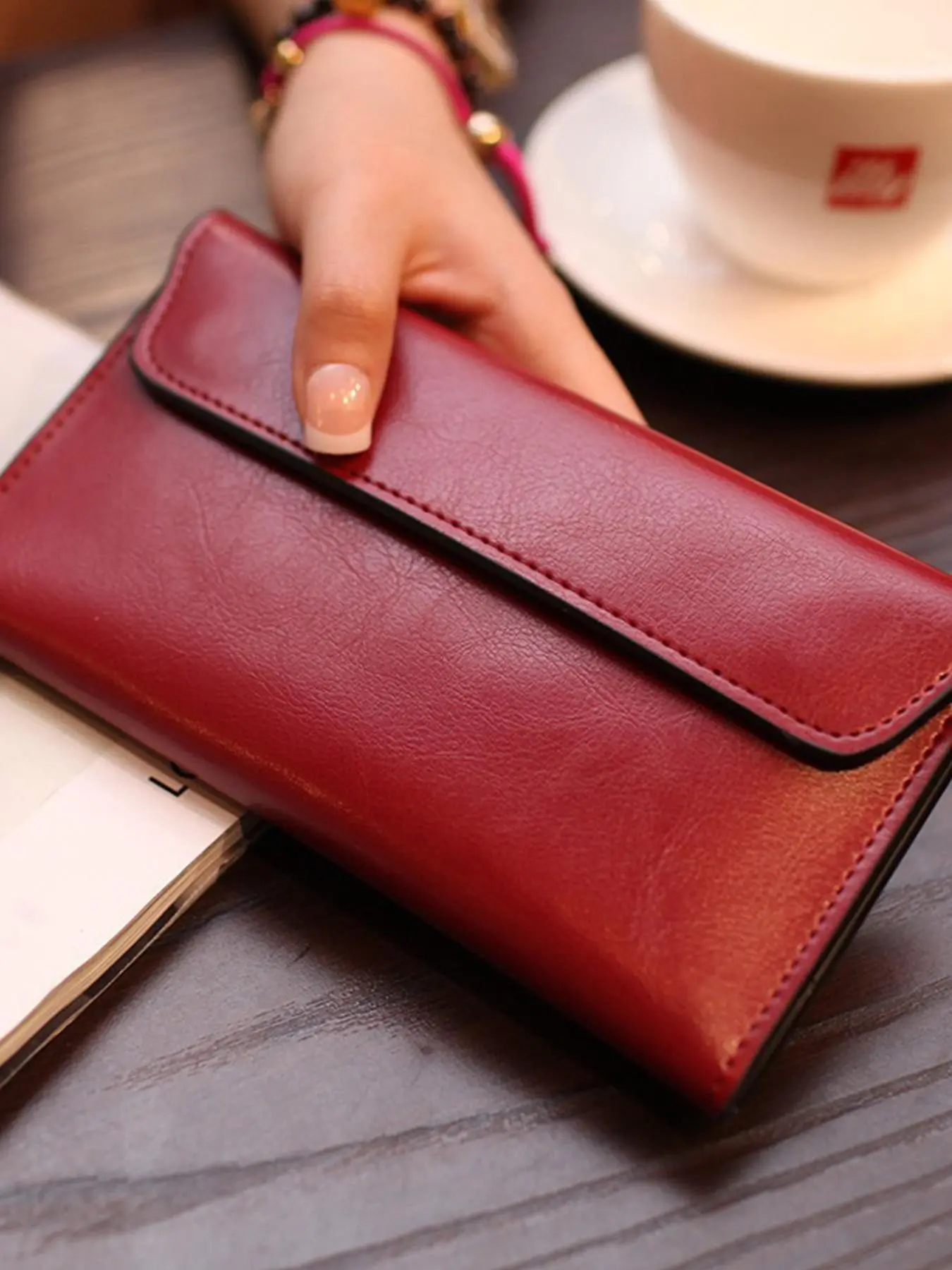 Women's Genuine Leather Wallet, Long Clutch Coin Purse, Minimalist Design, Everyday Carry, Daily Wallet, Stylish & Functional Accessory, Minimalist Wallets