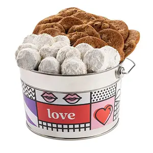 DAVID'S COOKIES I Love You Thin & Crispy Chocolate Chip Cookies and Butter Pecan Meltaways Bucket