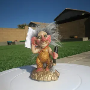 Duende Barre Mala Suerte / Bad Luck Sweeping Troll - Ritualized 3.5"