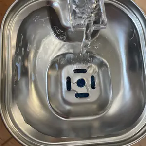 Cat Water Fountain, Stainless Steel Pet Water Fountain for Cats Inside, 3 Filters&Ultra-Quiet Pump, 2.2L/73oz Automatic Dog Dispenser Water Bowl, Multiple Pets Water Fountain Square