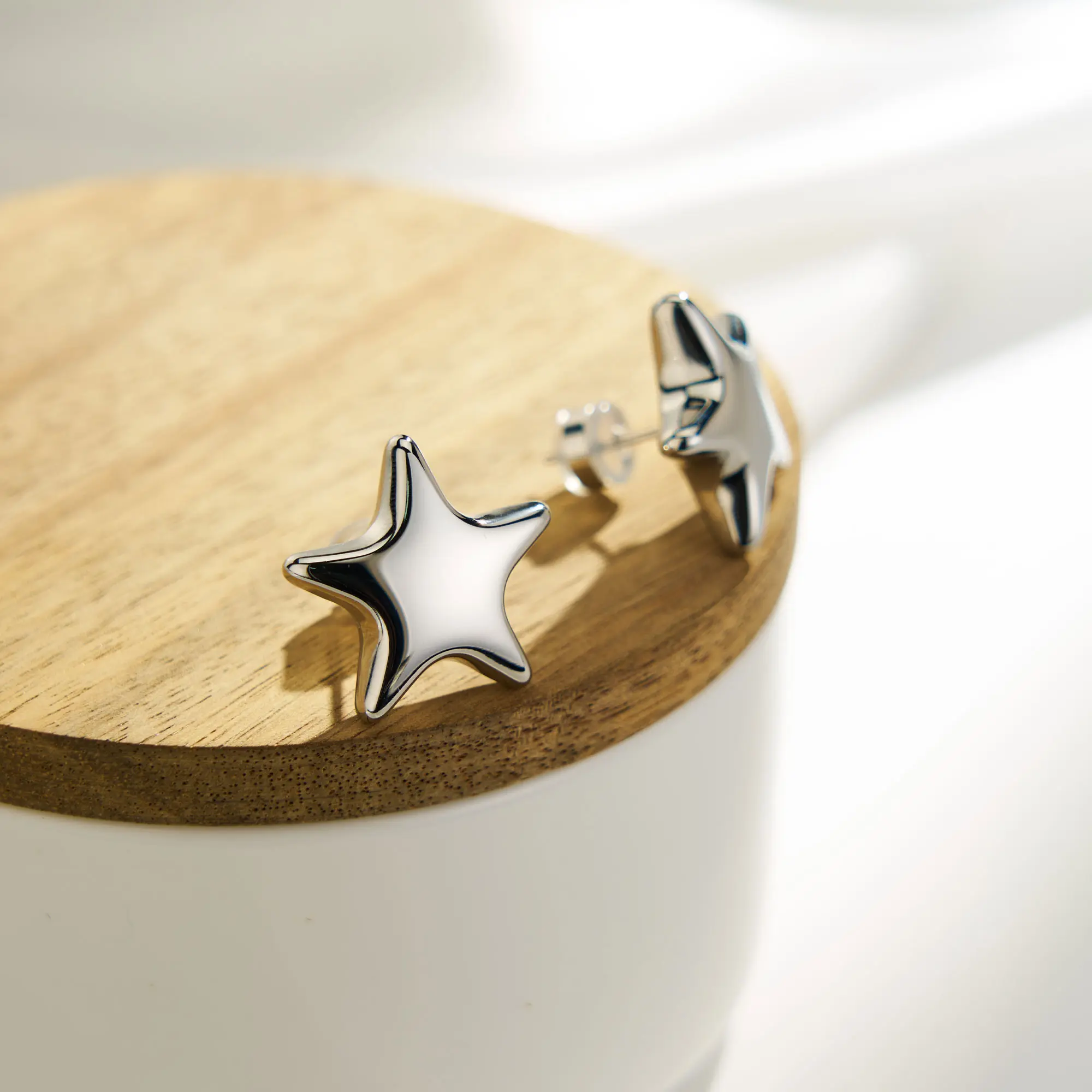 Oufer Bubble Chunky Star 2PCS Non Tarnish 316L Stainless Steel Stud Earrings For Women Gift For Valentine's Day