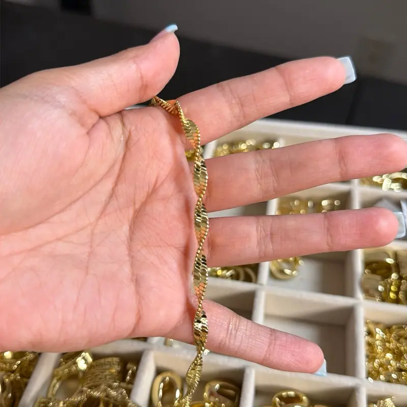 Twist necklace 16inch/18inch