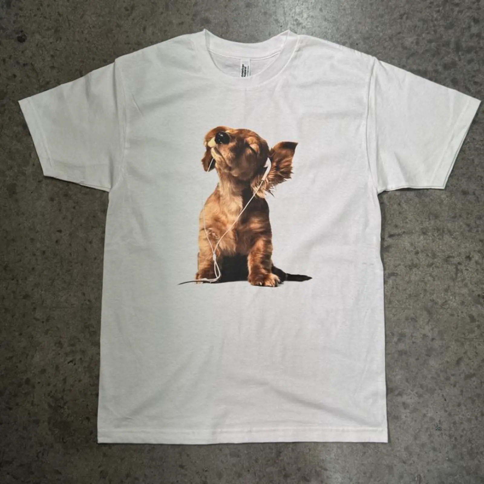 Dog With Headphones Funny Casual Cotton Tee Soft