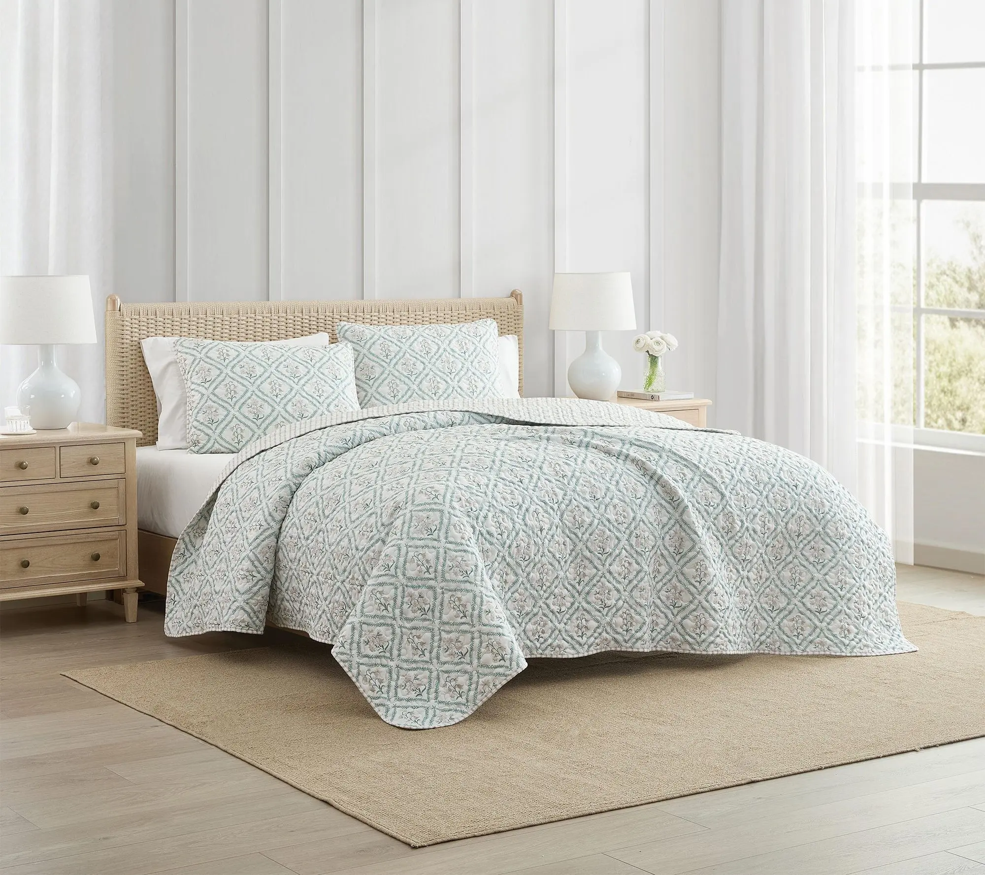 Martha Stewart Costa Green Twin Quilt Set