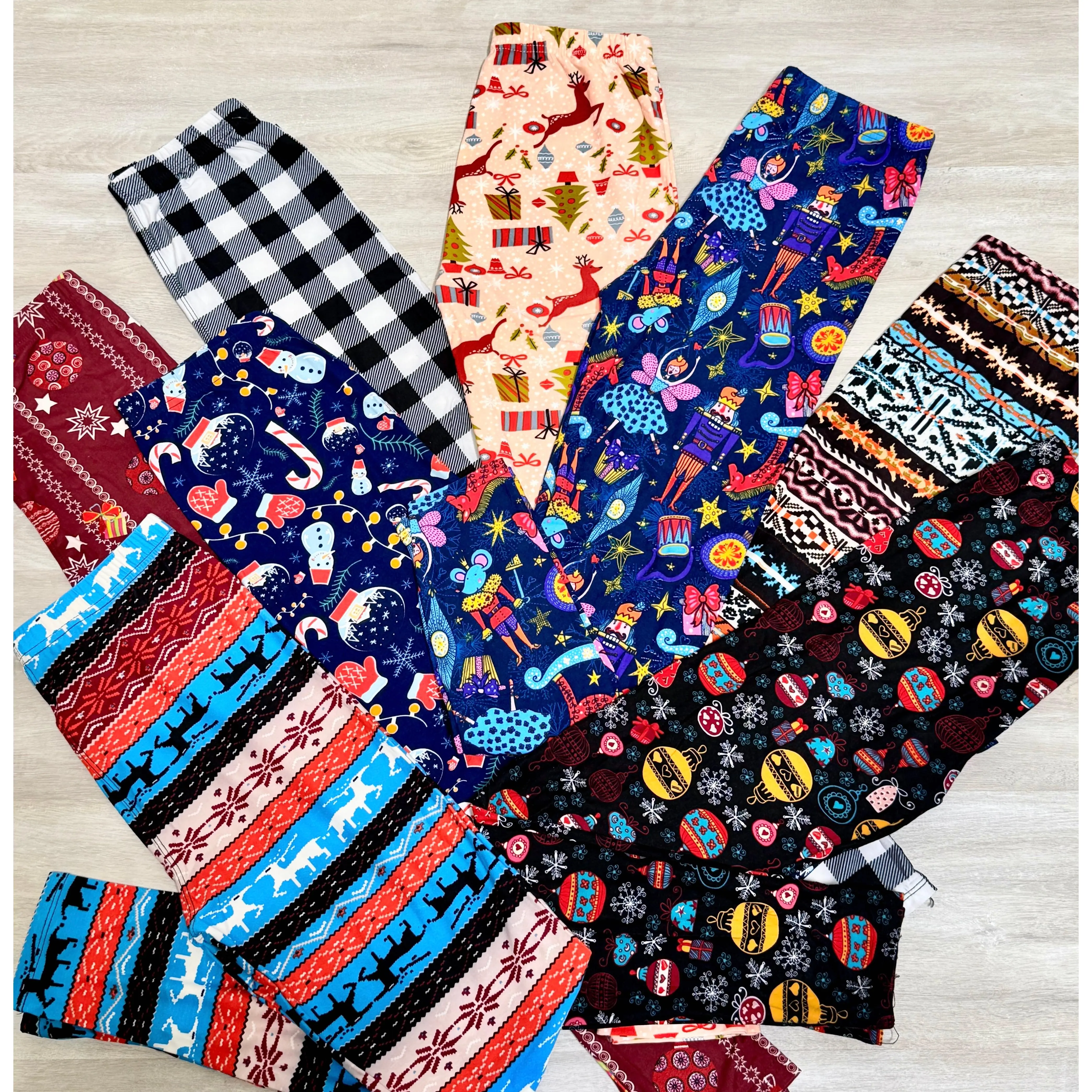 Holiday festive leggings Holiday festive leggings