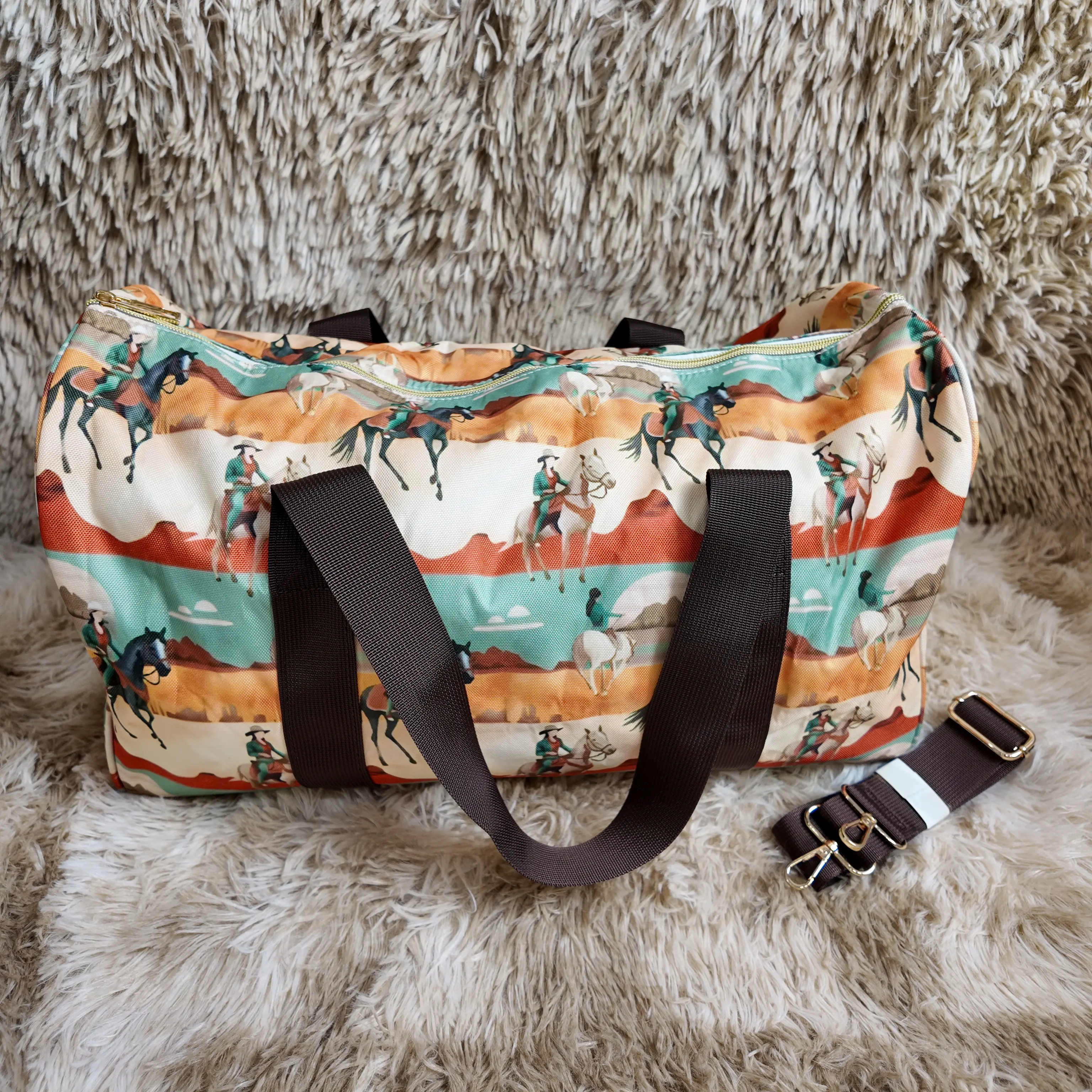 Western Horse Print Duffel Bag, 18.5 in Unisex Rodeo Luggage for Cowgirl Travelers, Weekend Trips & Western Theme Party, Animal Print, Rodeo Motif, 18.5" X 11.2" X 7.9", Ample Space, Zipper, Cowgirl And Cowboy Lovers, Western Printed