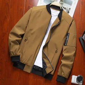 Men’s Lightweight Windproof Long Sleeve Jacket - Menswear, Casual Sports Outerwear with Zippered Pockets, Machine Washable Plus-Size Outdoor Coat for Spring/Autumn