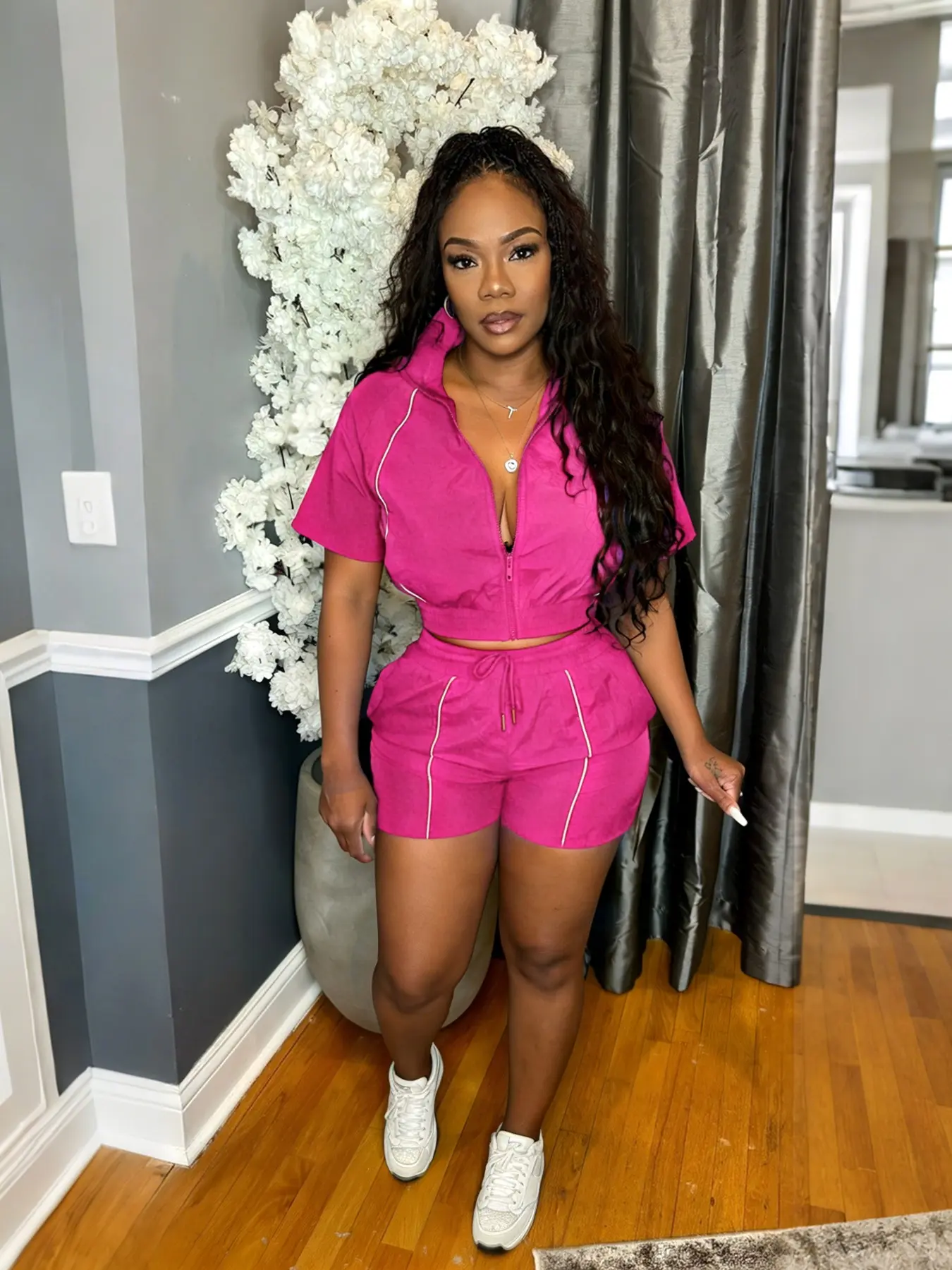 Women's Fashion Two-Piece Sport Casual Outfit, Shorts Athletic Set, Woven Line Trim Top & Elastic Waist Shorts, European and American Style S391521