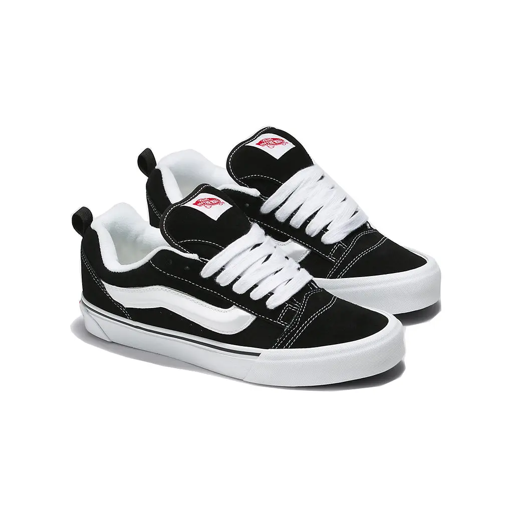 VANS Knu Skool Men's Classic Casual Suede Footwear - 90s Reissued Oversized Low-Top Trainer with Puffy Tongue, 3D Sidestripe, Black/True White Shoe, Chunky Shoes, Retro Style, 90S Look