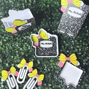 Custom Teacher Desk Set Personalized Classroom Decor Bundle with Yellow Bow and Pink Heart Design