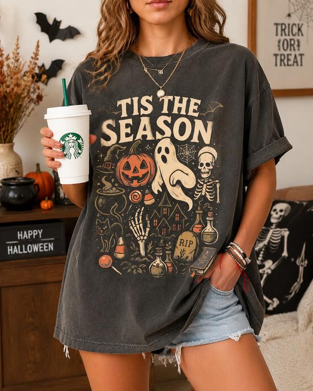 Comfort Colors Vintage Halloween T-Shirt, Retro Tis The Season Skeleton Pumpkin Ghost Tee, Y2K Halloween Tshirt, Spooky Fall Gift