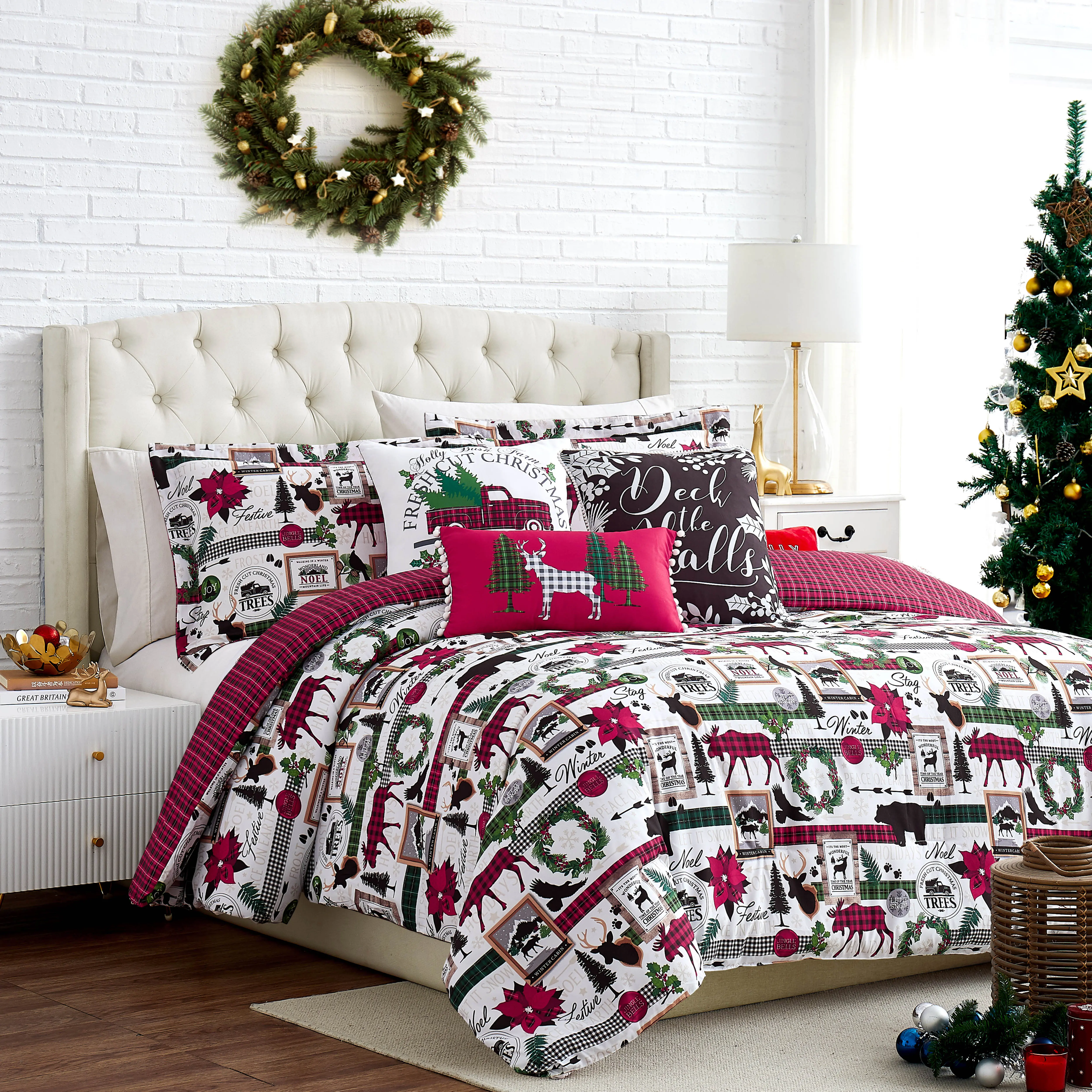 Merry Town 6-Piece Microfibre Ultra-Soft Christmas Print Comforter Bedding Set - Festive Holiday Bedding, All Seasons Use, Multi-Size (Twin/Twin XL, Full/Queen, King, Double), Machine Washable