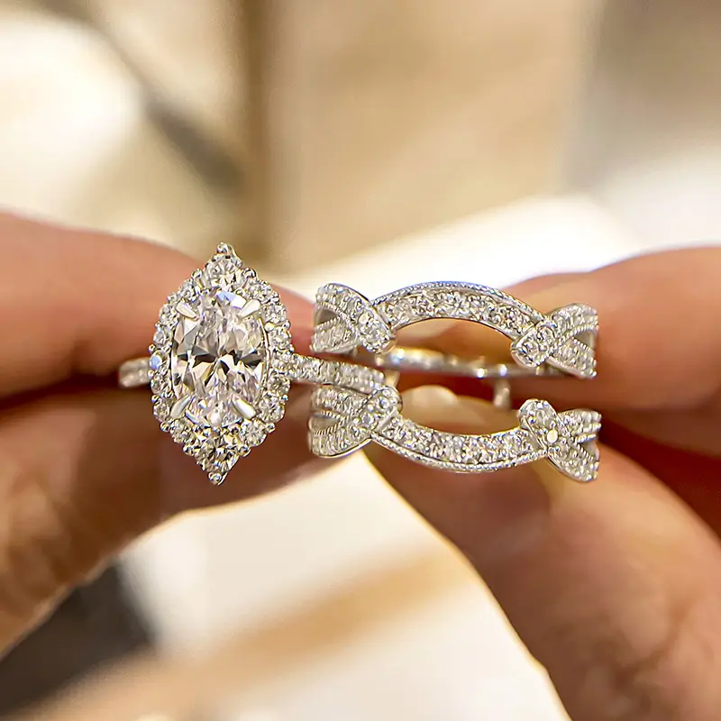 Maxine Vintage 2.0ct Oval Cut Insert Engagement Ring Set,Bridal Ring Set,5A Cubic Zirconia Women's Ring Jewelry,Wedding Ring Set for Daily,Travel,Prop