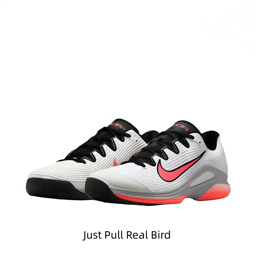 This court shoe delivers explosive push-off power for every rapid swing and sprint