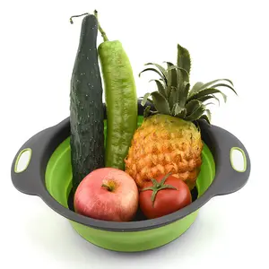 Green Foldable Kitchen Colander, Collapsible Fruit & Vegetable Washing Basket, Fast Water Draining Strainer with Built-In Holes for Pasta & Rice — Ideal Gift for Home Cooks and Apartment Renters