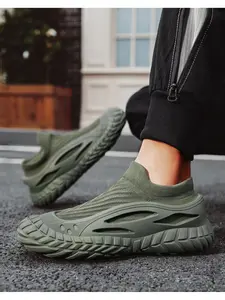 Men's All-Black Techwear Sock-Fit Shoes, Cool Dark Style, Sock-Fit Upper + Cutout Construction + Lug Platform Sole, Unique Style, Light Cushioned Fit , Ideal for Daily Commuting & Street Wear Scenarios