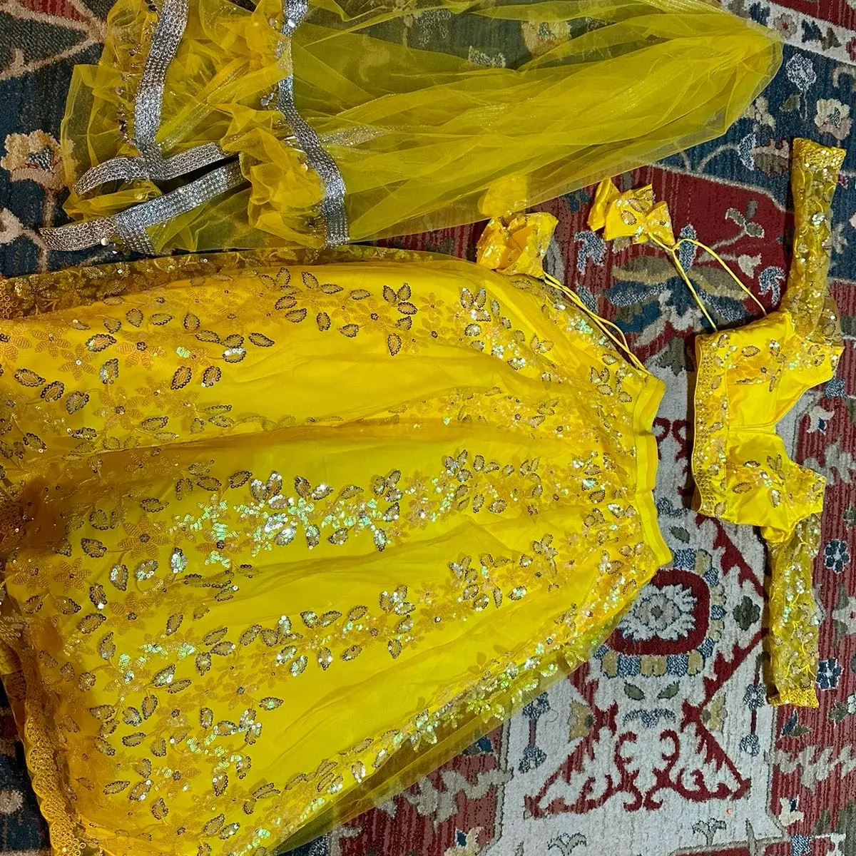 Yellow lehenga set chest size  34