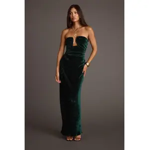 Jones Emerald Velvet Maxi Dress