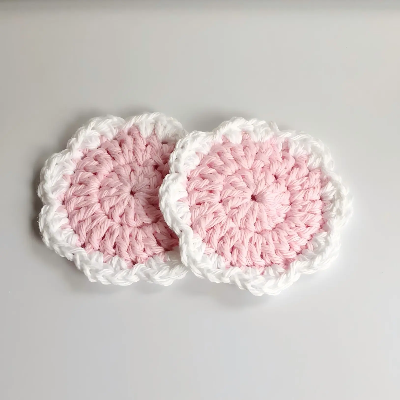 General Motors cup holder cushion, cute flower-shaped cup pad, car decoration item, car interior accessory, gift for girls, cute car accessories, Aesthetic car accessory