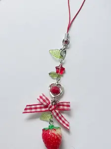 Lightweight Sweet Y2K Cute Charming Fruity Strawberry Fruit Pattern Heart Design Keychain Cellphone Charm Lanyard Lovely Fruits Bag Chain for Girls Aesthetic Pendant Hangings Key Chain Fruit Theme Keychains Versatile