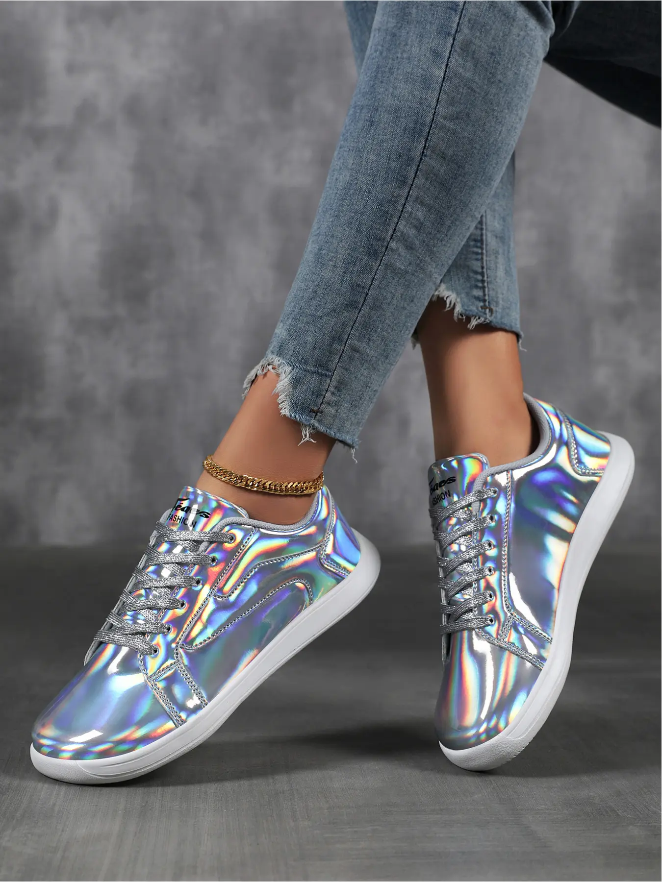 Women's 1 Pair Shiny Silver Sneakers, Streetwear Style Wide Toe Non-Slip Commuter Casual Shoes