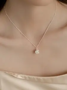 Women's Shell Pearl Necklace, Elegant Layered Design, High-Quality Jewelry Accessory, Perfect Gift for Her, Stylish Everyday Wear
