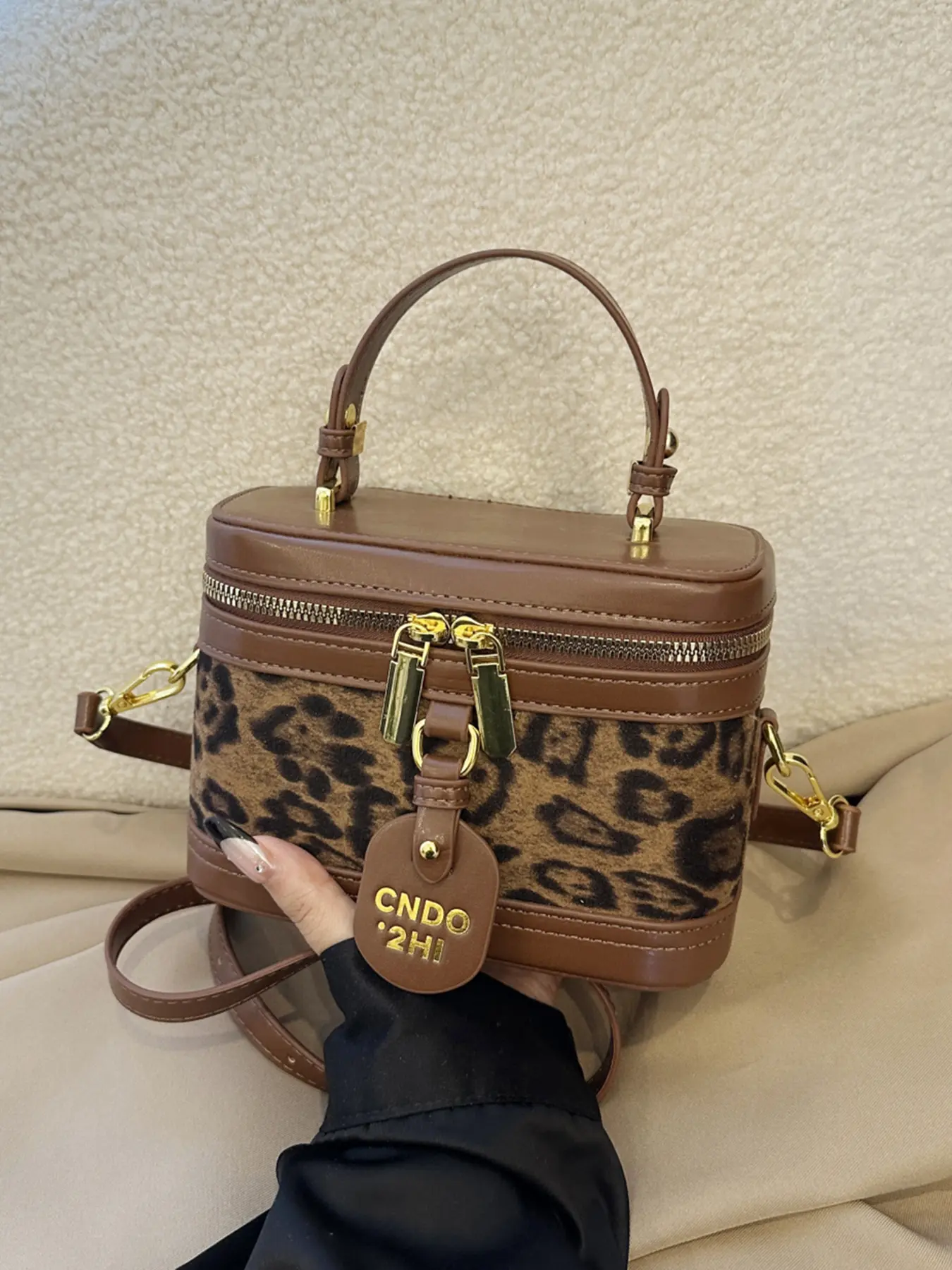 Retro leopard print box bag, small exquisite, handbag messenger bag, contrast color splicing casual texture all-match small square bag, Casual Trendy Bag, crossbody bag, Fashion shoulder bag