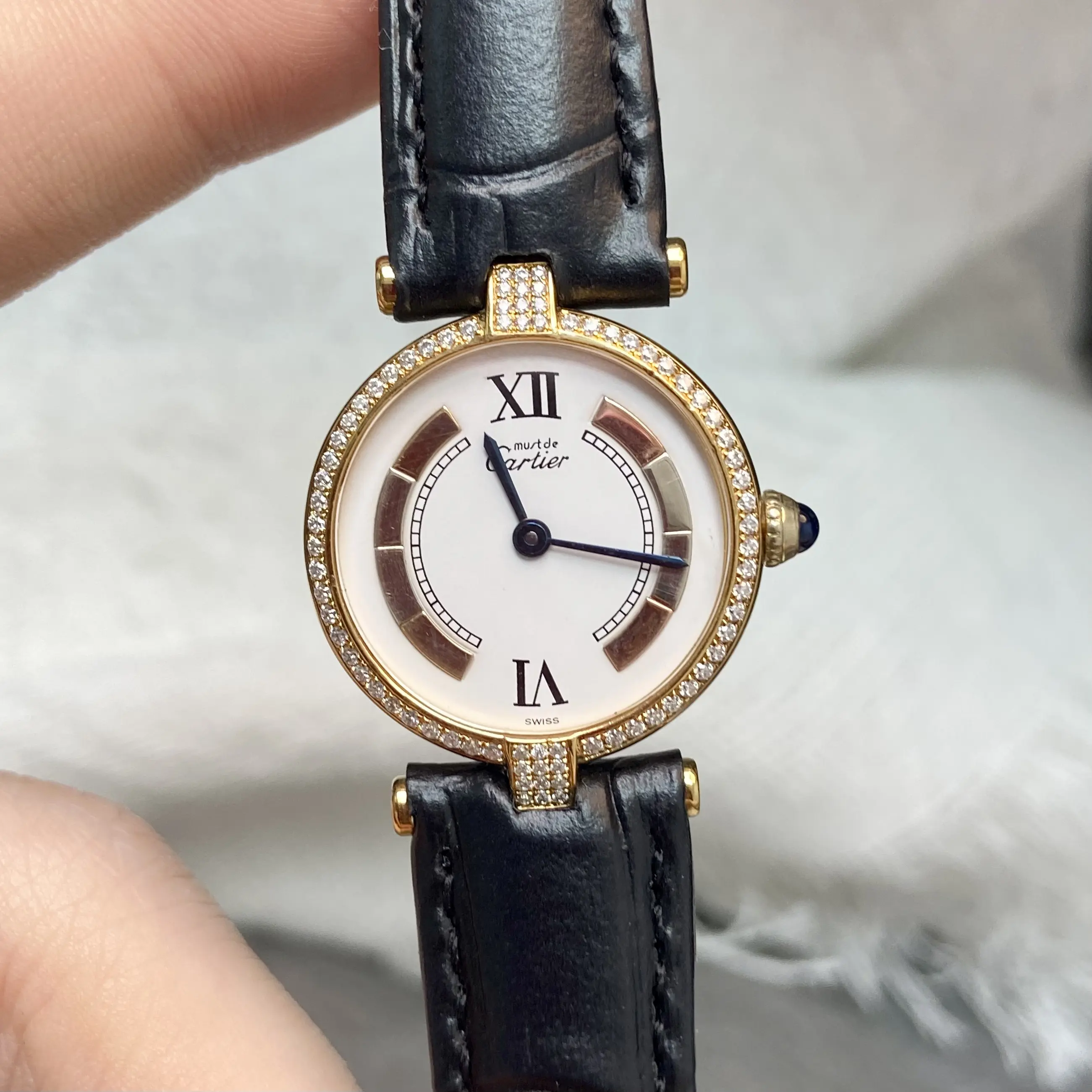 Cartier Must De Cartier Vendome Vintage 24mm White Dial Vermeil Quartz Aftermarket Diamond Ladies Watch 21538632