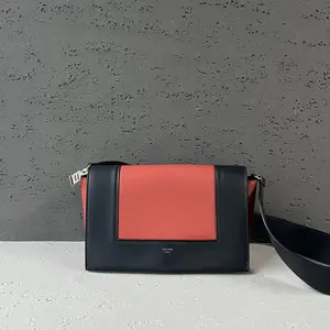 Pre-owned Celine Leather Shoulder Bags 7.8'' R3019 Shoulder Bag C14305654023 0320 T1 Chloe