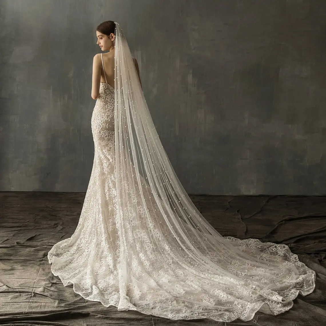 Pearl Veils Cathedral Length Handmade Elegant Wedding Bridal Veil with Metal Comb for Brides