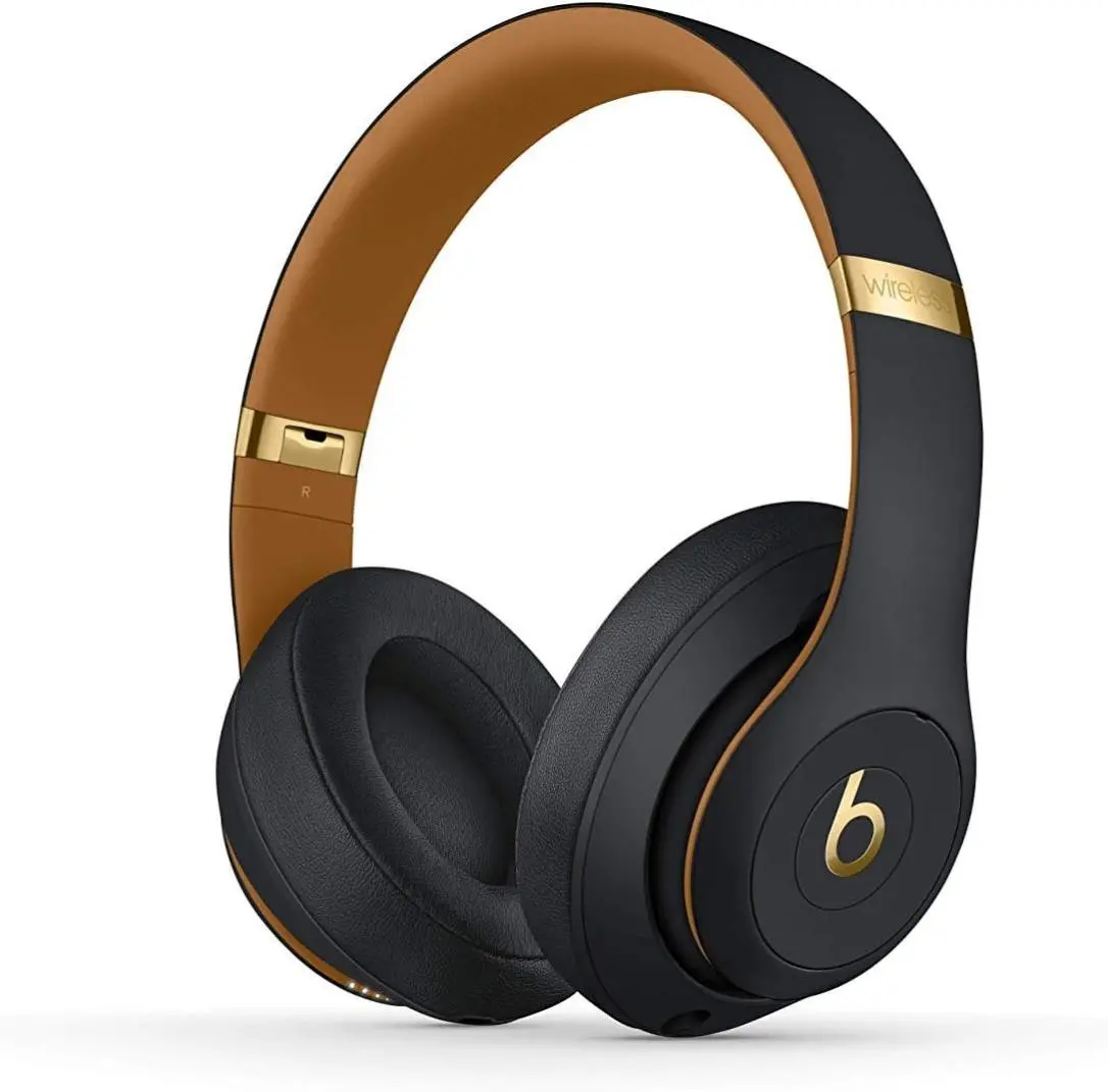 REFURBISHED Beats Studio3 Wireless Over-Ear Headphones - Midnight Black - Premium