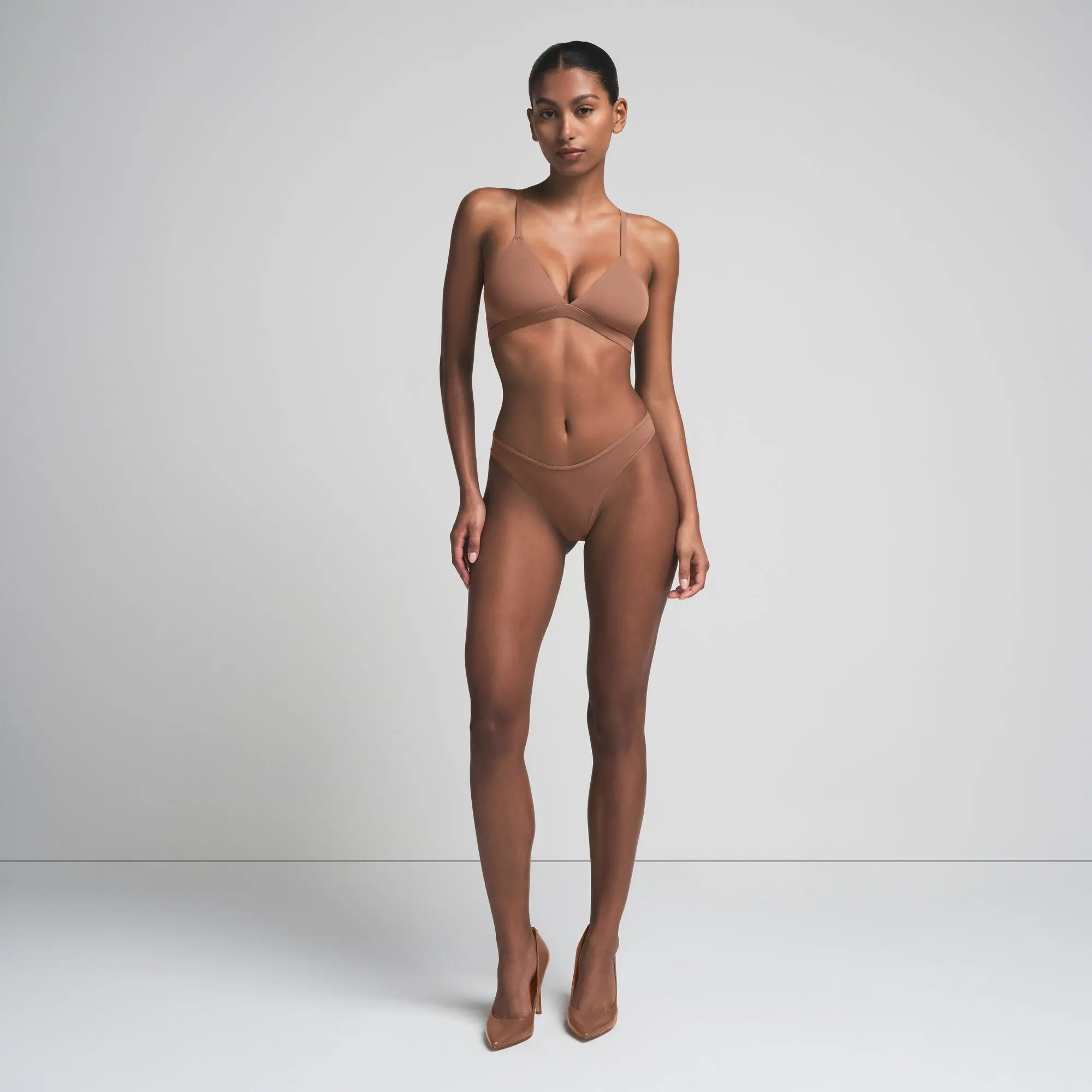 SKIMS FITS EVERYBODY RACERBACK TRIANGLE BRALETTE