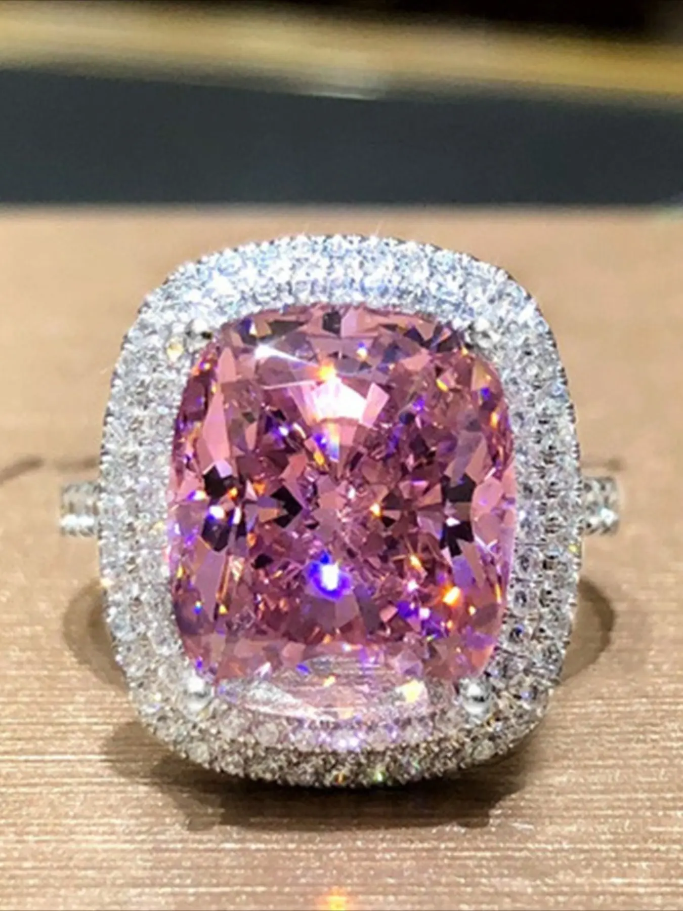 Elegant Square Micro-Pavé Diamond Ring, Beautiful Rings, Women's Fashion Jewelry Gift for Valentine's Day & Christmas, Unique Design Accessory, Bridal Engagement Wedding Ring