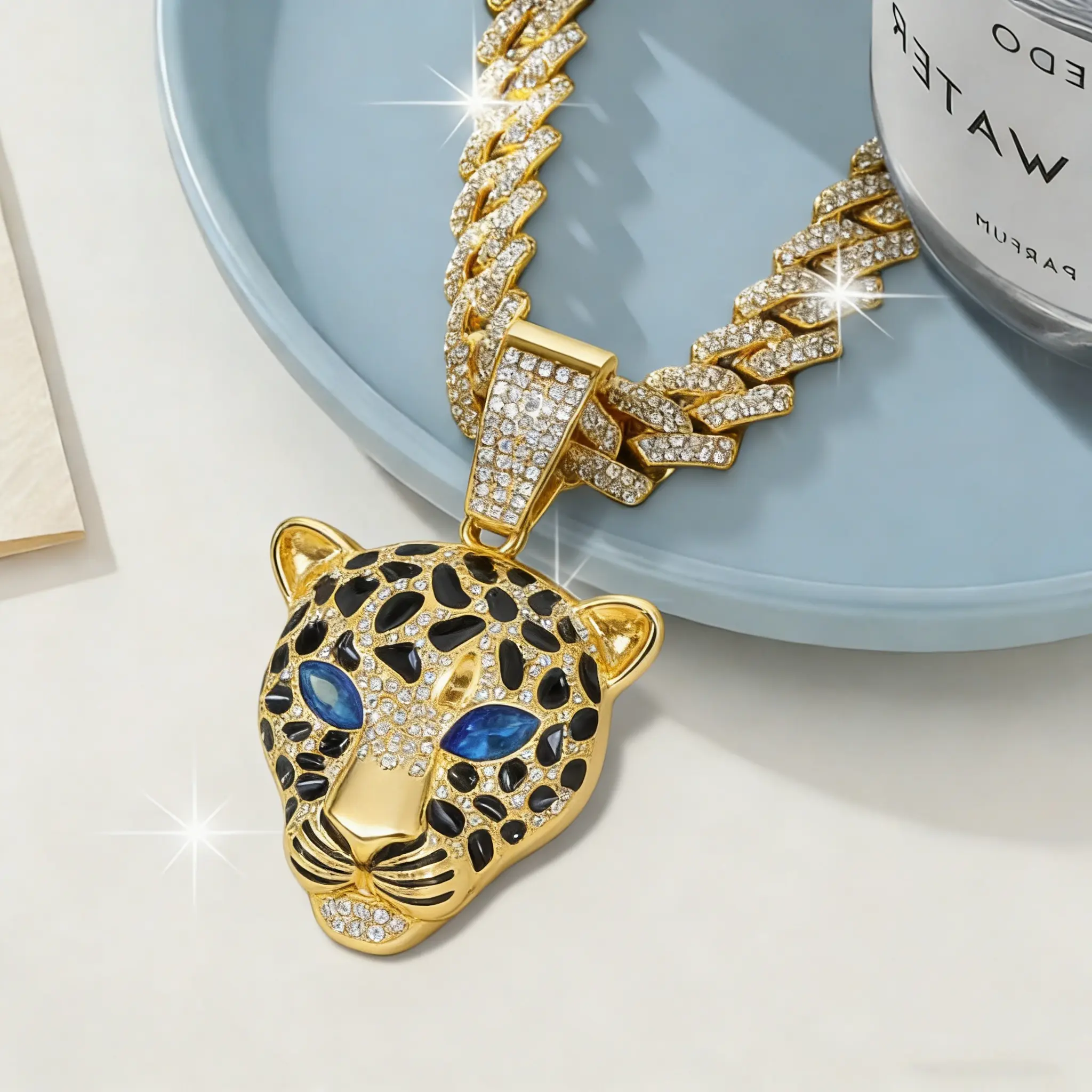 Vintage Cuban Chain Necklace - Classic Street Hip Hop Accessories, Leopard Head Pendant Design, Versatile Daily Wear and Party Accessories, Unisex Fashion Items