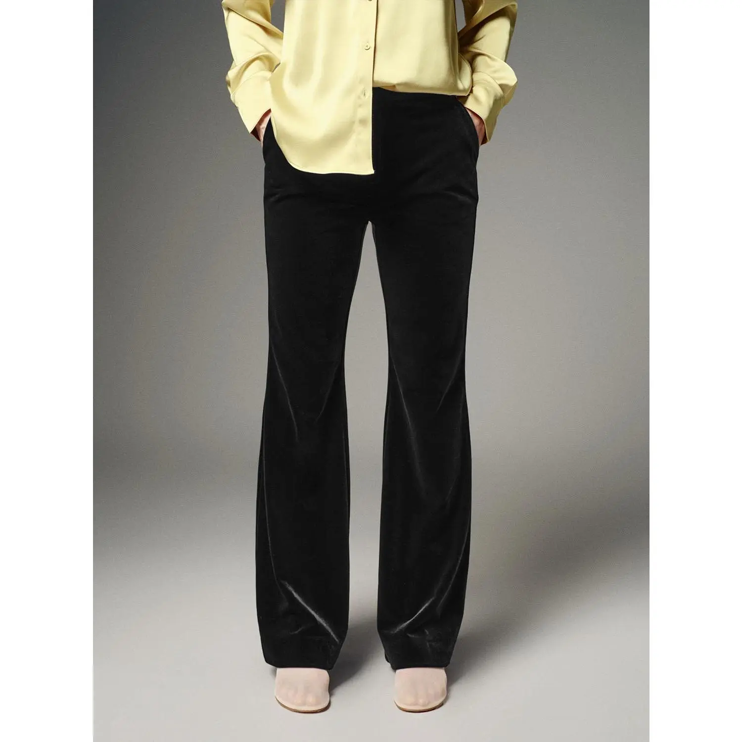 Women's Elegant High-Waisted Flared Pants in Thick Faux Suede - Fitted, Hip-Flattering Design for Casual Street Style, Do Not Dry Clean, Hip-Flattering Fabric, Basic Casual Street, Xl