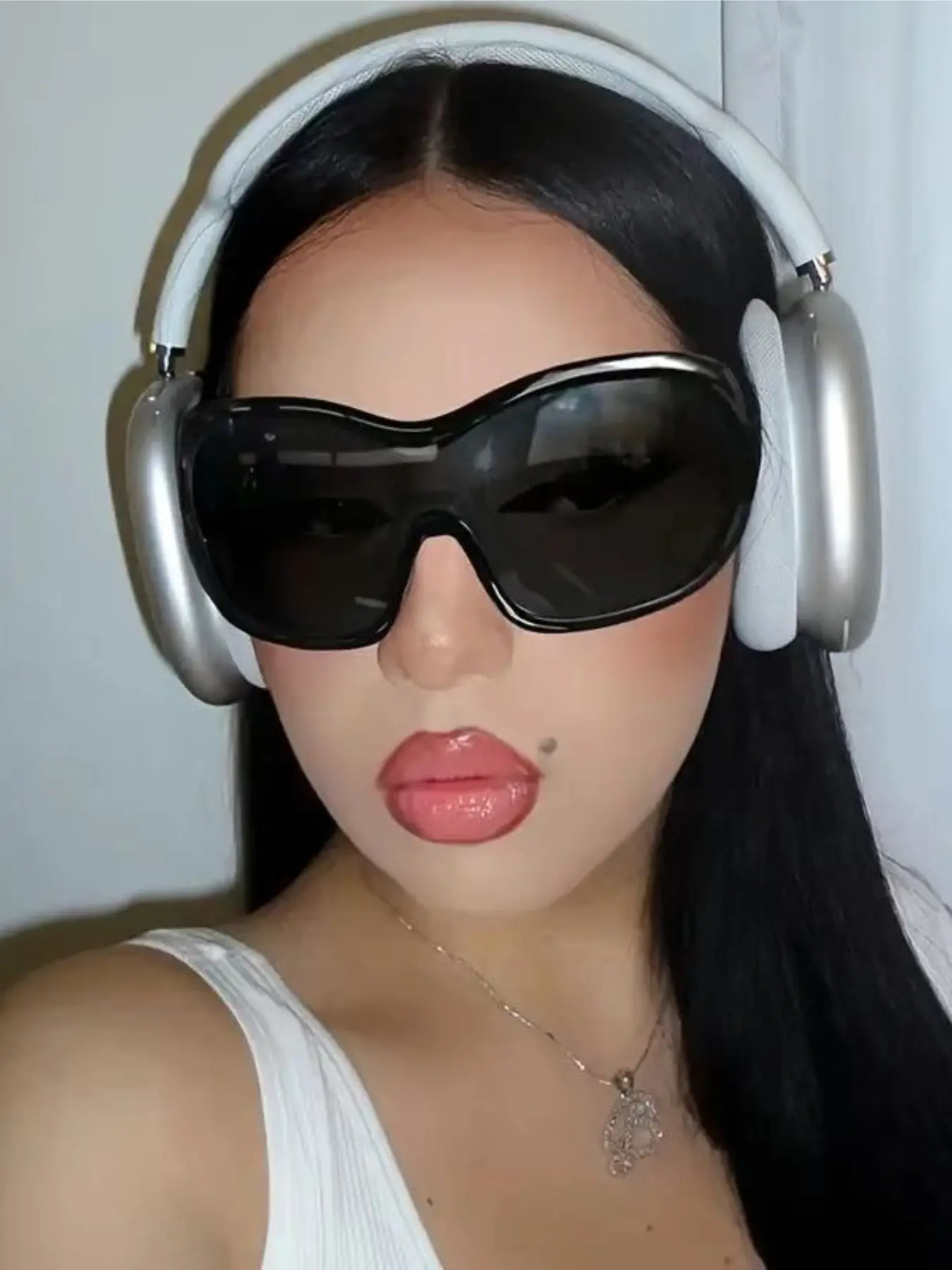 Large Frame Wraparound Sunglasses, Personalized Y2K Fashion Sun Glasses, Perfect for Y2K Festivals, Summer Beach Vacations, Outdoor Activities
