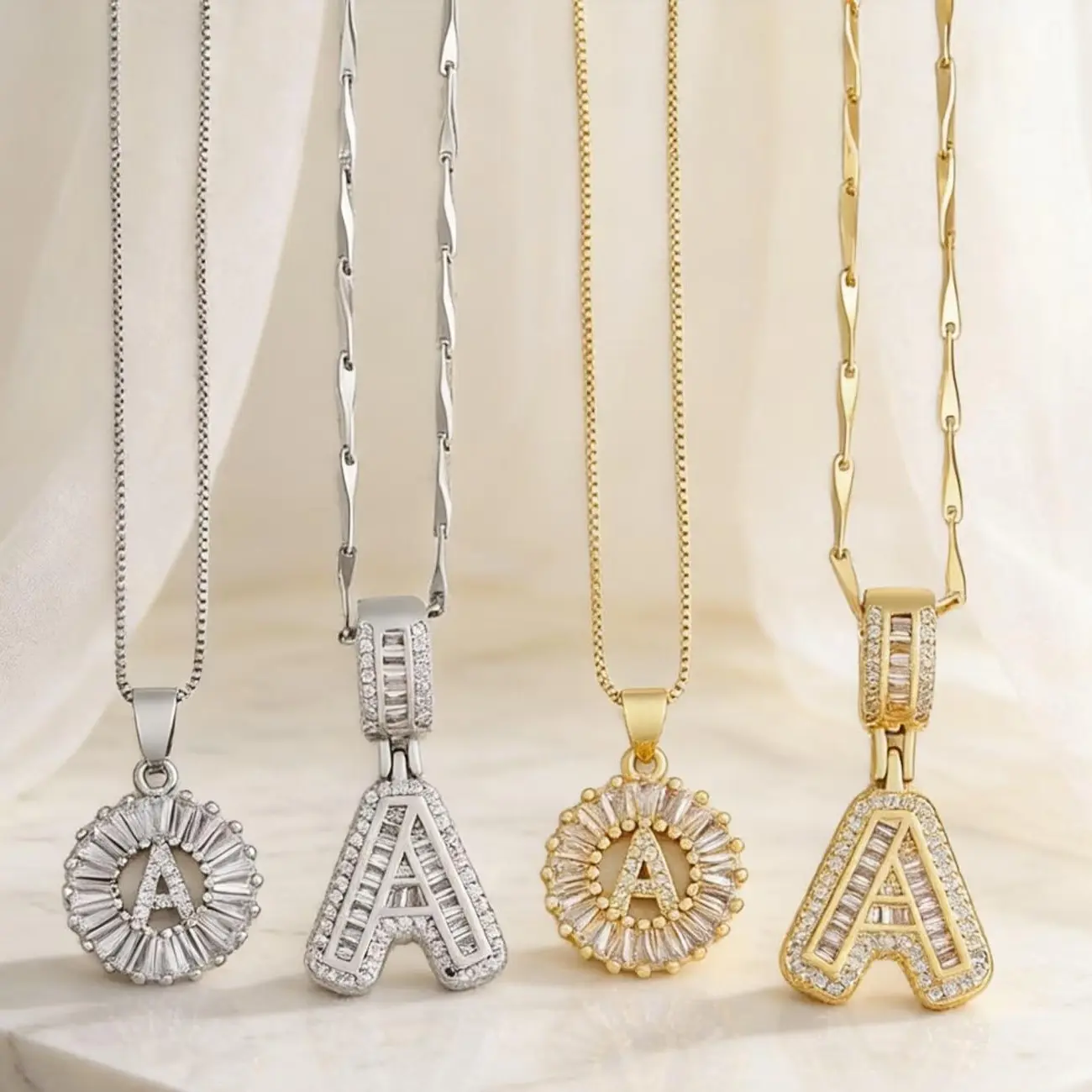 Diamond-encrusted letter necklace, 26 letter pendants, gold-plated rhinestone jewelry set, couple necklaces