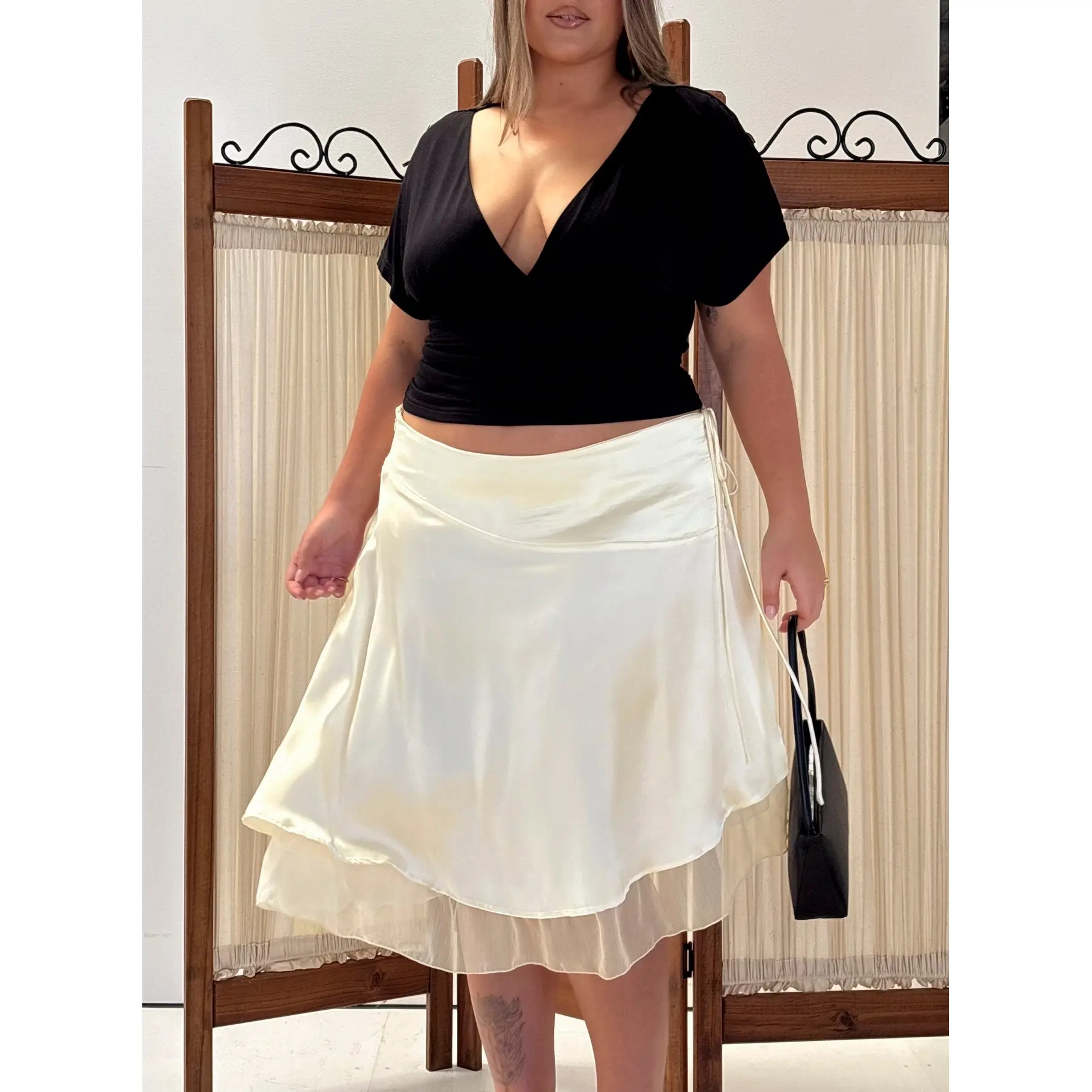 Rosemead Satin Midi Skirt Cream Curve