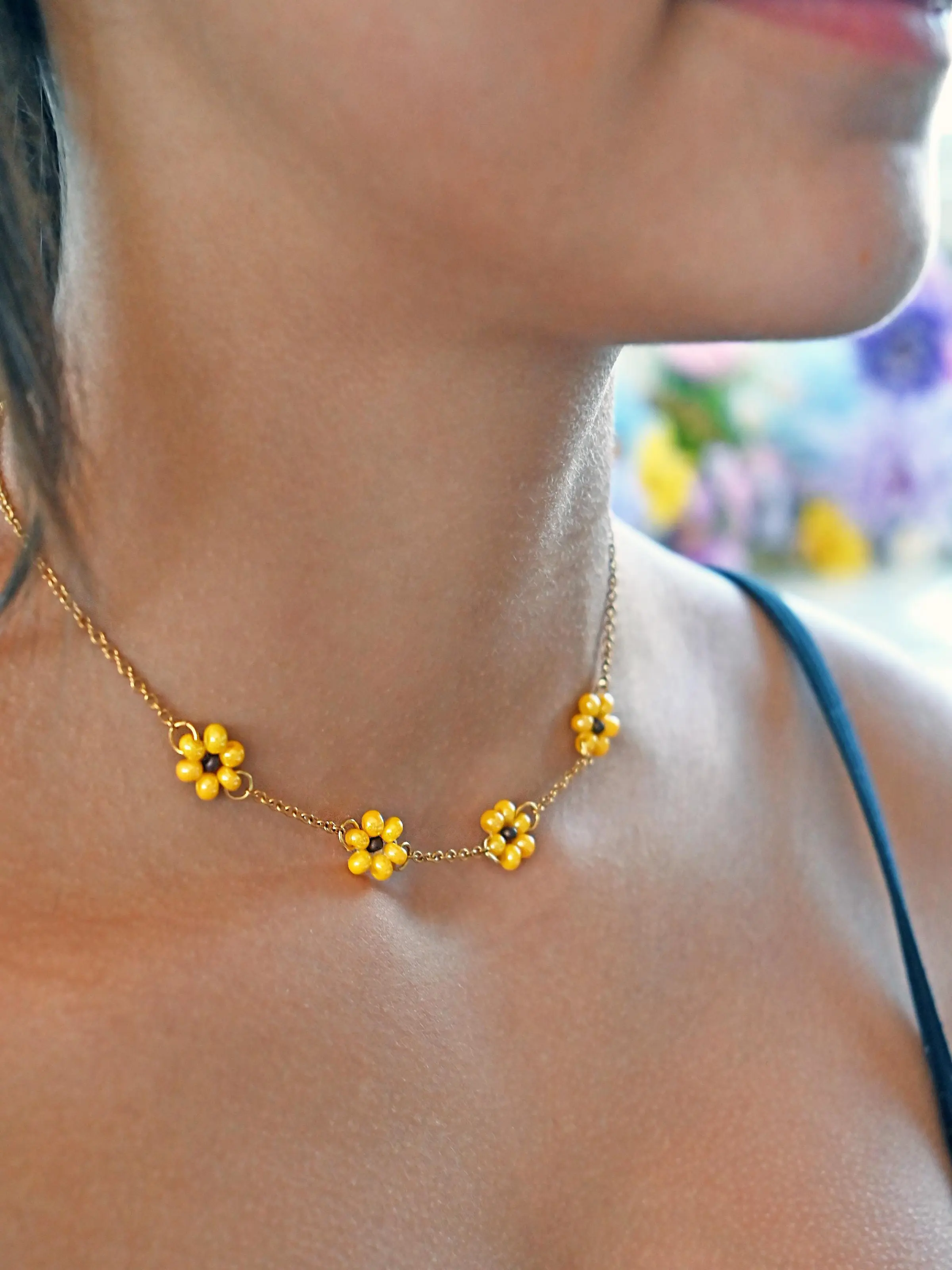 Sunflower Seed Bead Gold Chain Adjustable Necklace Handmade 3mm Czech Glass Flowers Gold Plated Stainless Steel Chain Perfect for Summer Fashion
