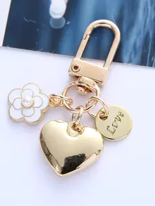 Fashion Heart Love Keychain Pendant, Imitation Pearl Camellia Letter Metal Accessory, Women's Bag Charm, All Seasons Cute Style