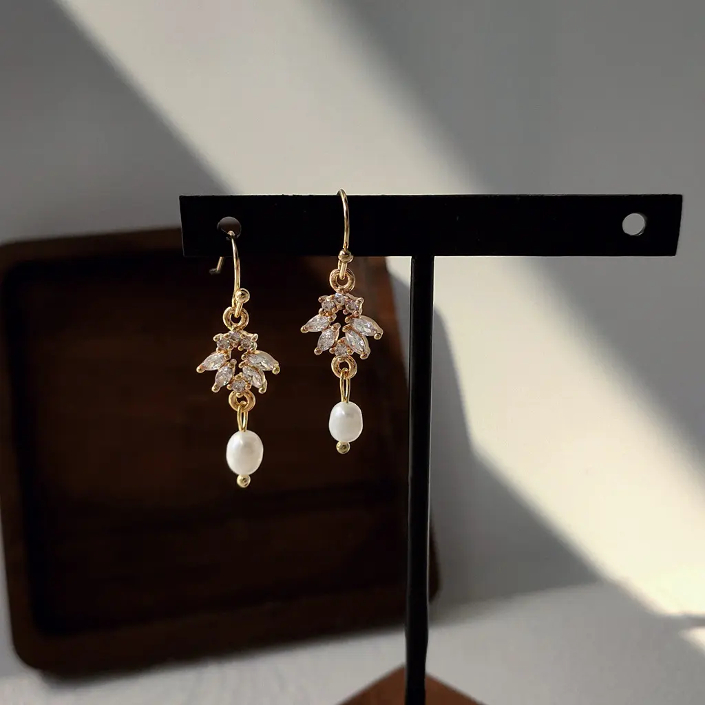 Simple Natural Freshwater Pearl Earrings Handmade Luxury for Women Daily