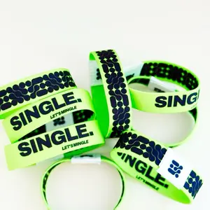 Single Let's Mingle Wristband